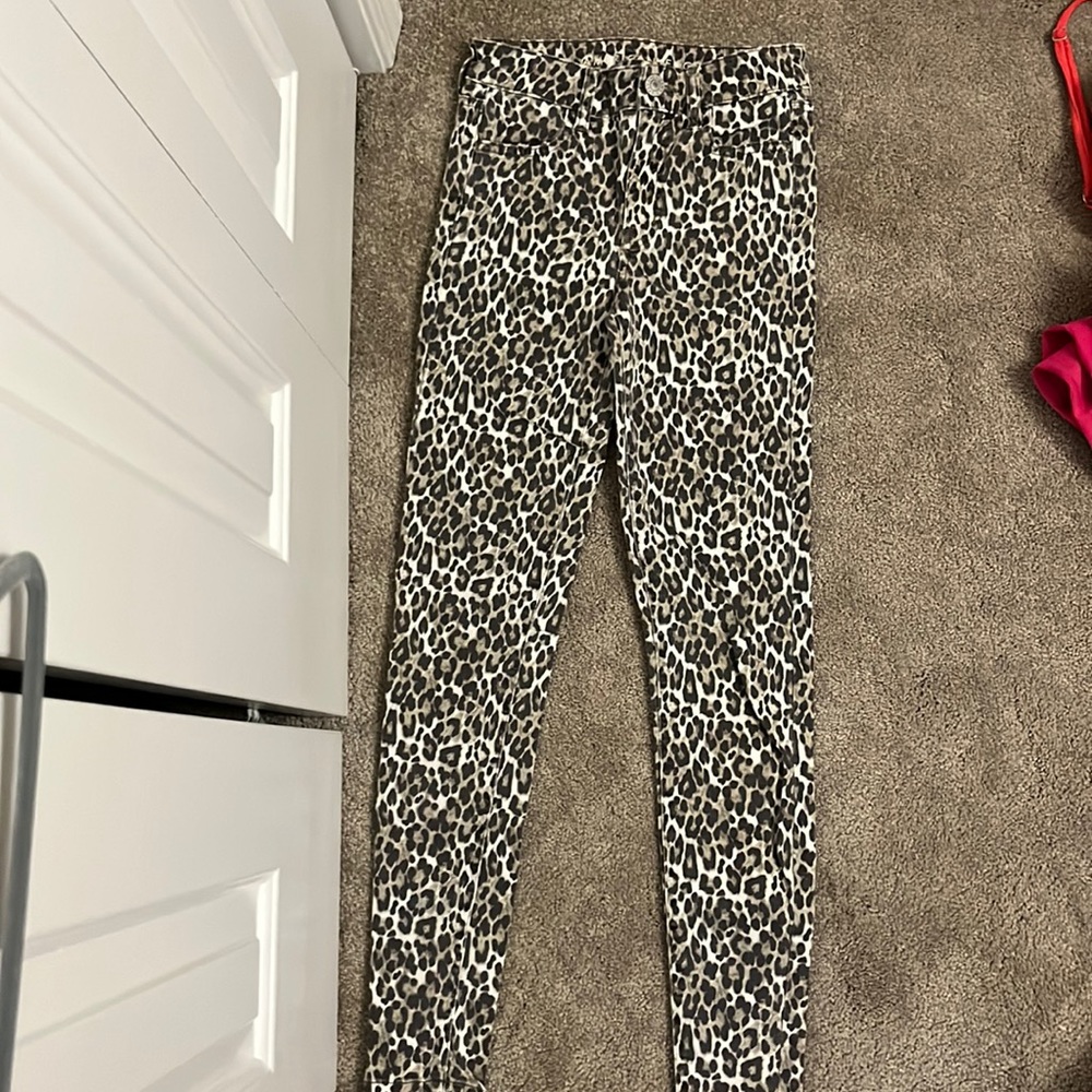 American Eagle cheetah print skinny jeans